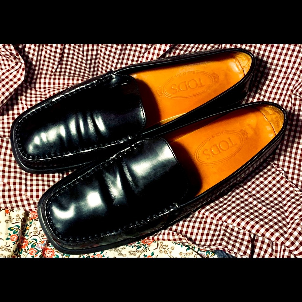 Tod’s Men’s Black Loafer Size 10